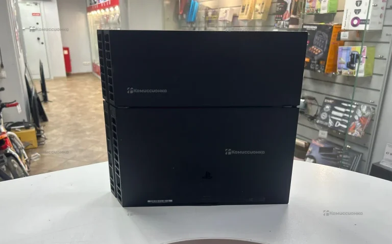 Приставка PS4. (Fat) 512