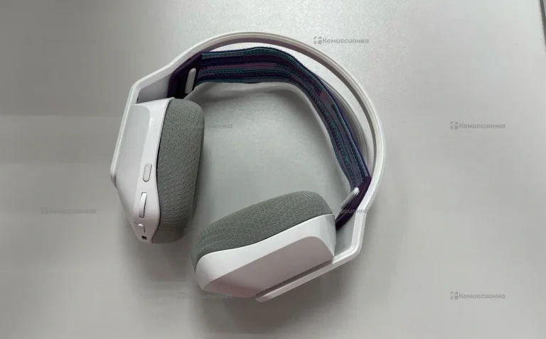 Наушники Logitech G733