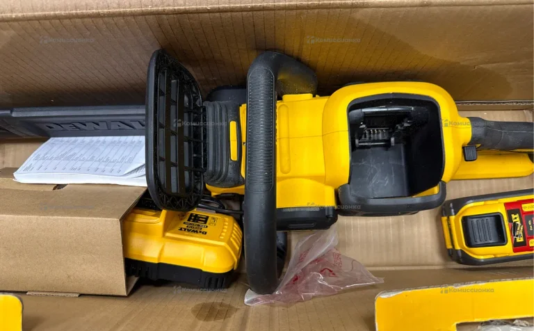 Бензопила Dewalt DCMCS575X1-QW