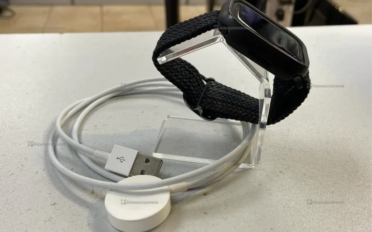 Часы  Apple Watch Series 8