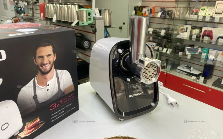 Мясорубка REDMOND RMG-1238