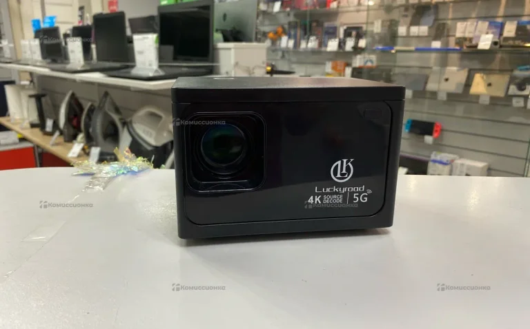 Проектор  Luckroad x8