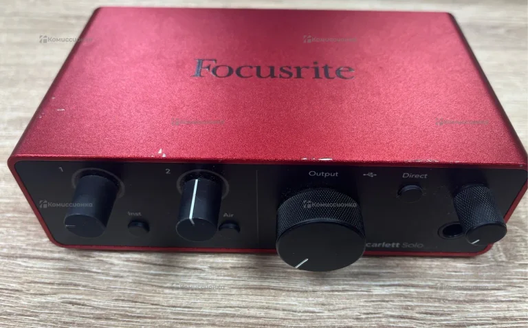 Внешняя звуковая карта Focusrite Scarlett Solo G4