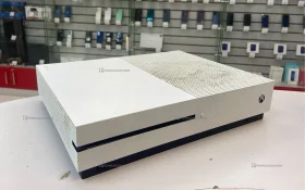 Купить Приставка Microsoft Xbox One S 1tb б/у , в Курган Цена:10900рублей
