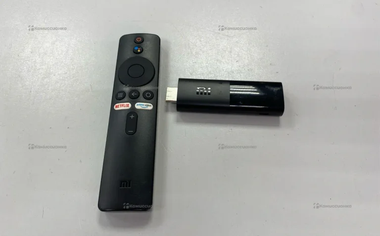 ТВ приставка  Xiaomi Mi TV Stick