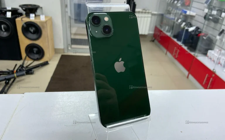Apple iPhone 13 4/128 ГБ