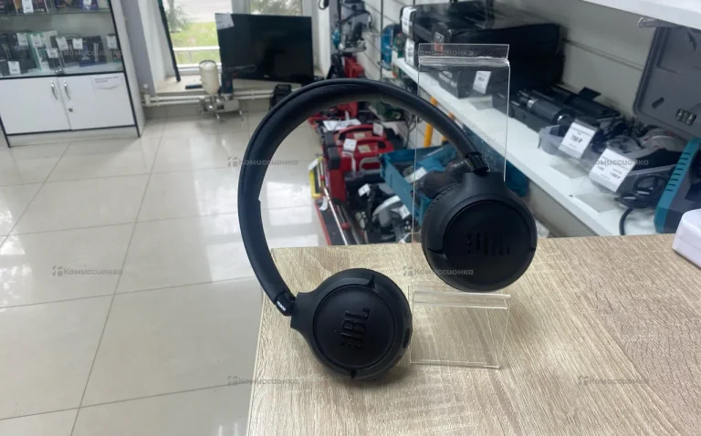 Наушники  JBL tune 530BT