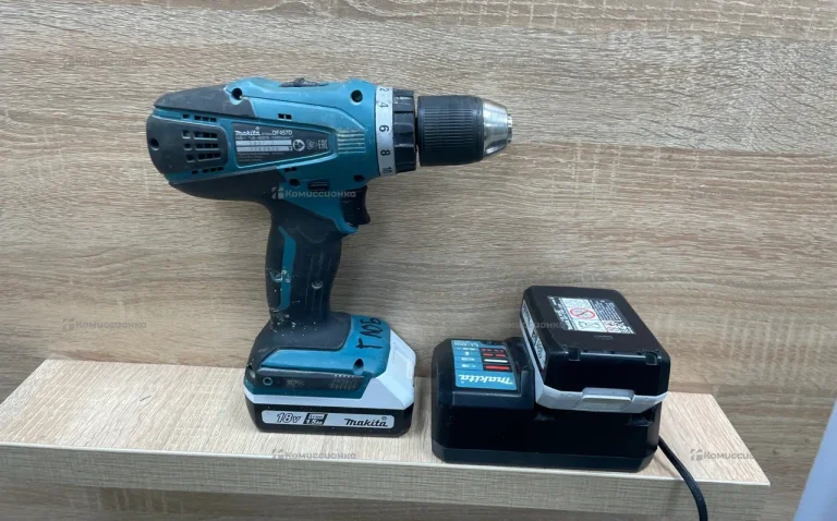 Дрель-шуруповерт makita DF457DWE