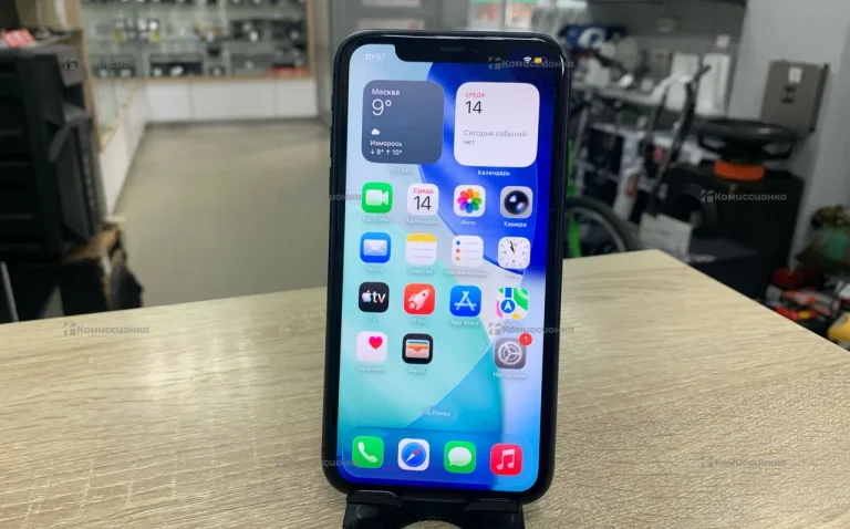 Apple iPhone 11 4/64 ГБ