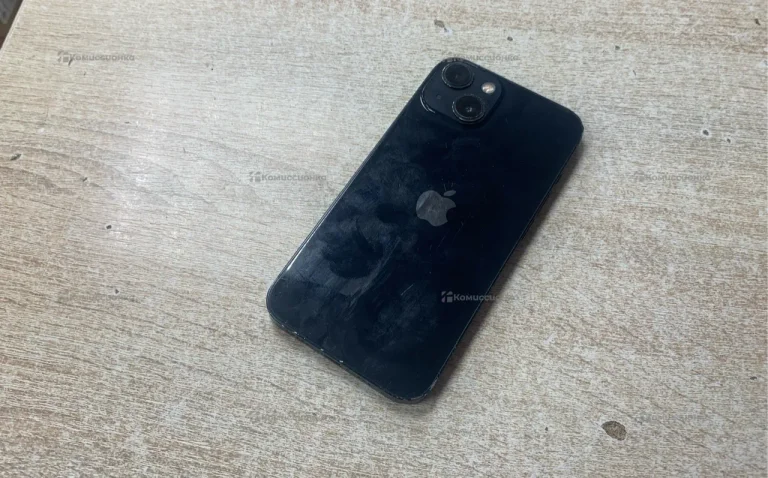Apple iPhone 13 4/128 ГБ