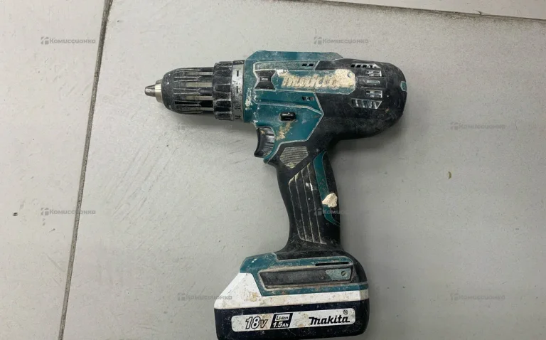 шуруповерт  makita DF488D