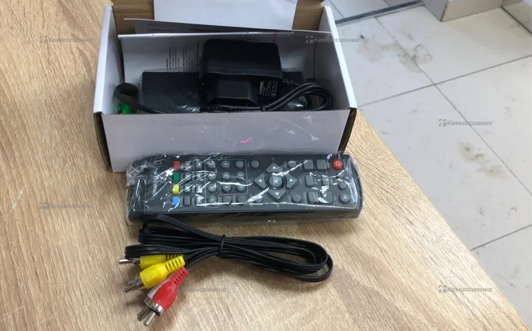 Приставка Starwind ct-220