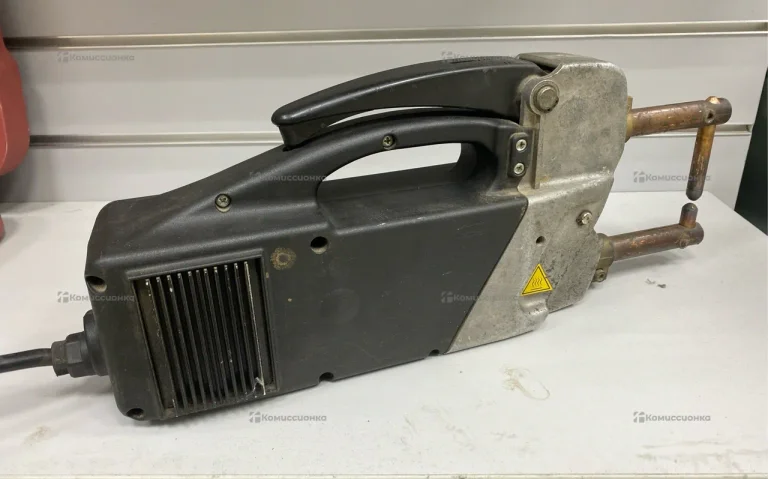 Сварочный аппарат Точечная сварка Telwin Digital CAR SPOTTER 7000