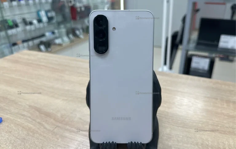 Samsung Galaxy A56 12/256 ГБ