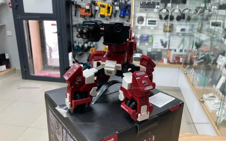 Gaming robot GJS robot red