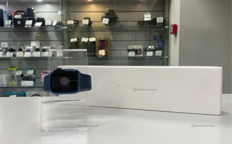 Часы  Apple Watch Series 7 45mm