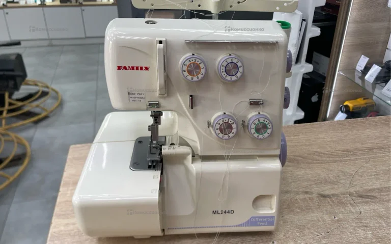 Оверлок family ml244d