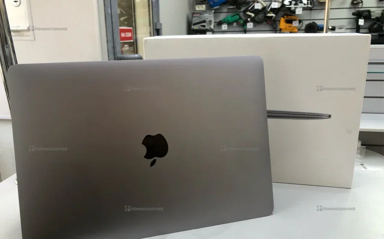 Ноутбук Apple MacBook Air 13