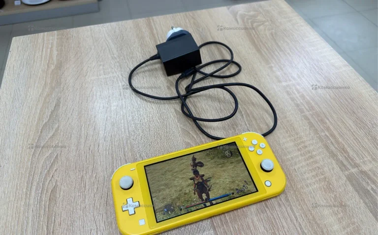 Приставка Nintendo Switch (Прошитая)