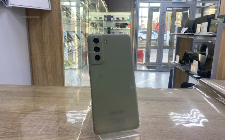 Samsung Galaxy S21 FE 5G 6/128 ГБ