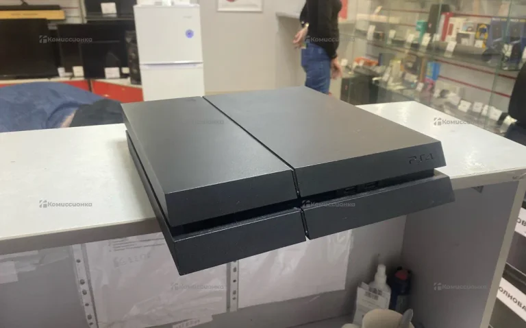 Приставка PS4 500Gb Sony PlayStation 4 Fat 500Gb.