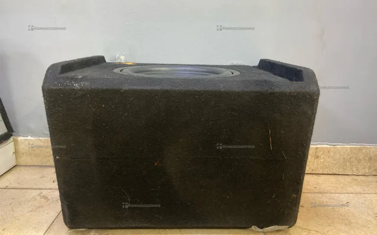 Сабвуфер Piranha 12A