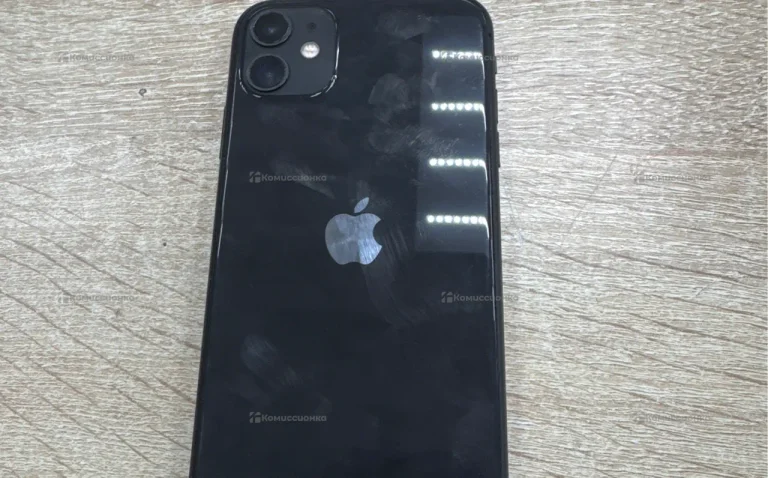Apple iPhone 11 4/64 ГБ