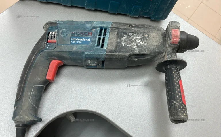 Перфоратор Bosch GBH 240