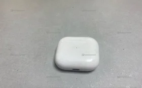 Купить Наушники  AirPods 4 (реплика) б/у , в Кострома Цена:390рублей