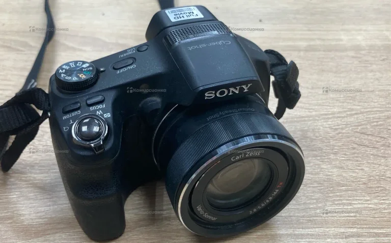 Фотоаппарат  Sony DSC-HX200