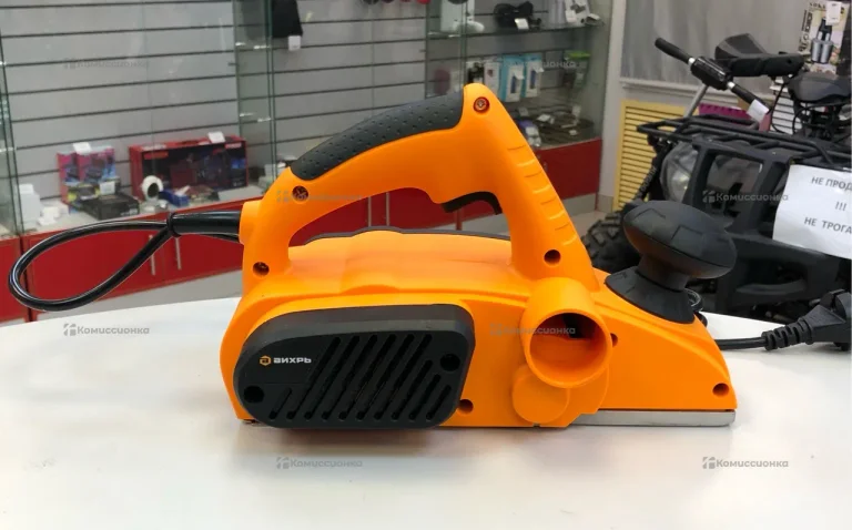 Электрорубанок ВИХРЬ Р-82/800