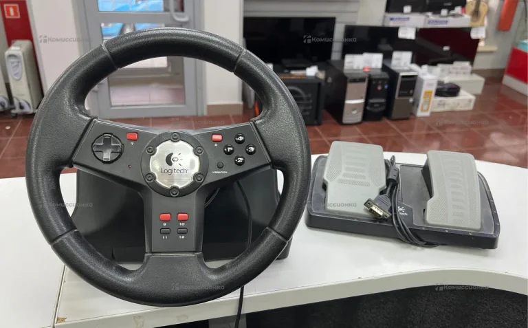 Руль Logitech