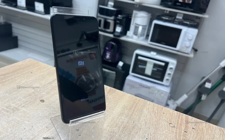 Xiaomi Redmi 5 Plus 4/64 ГБ