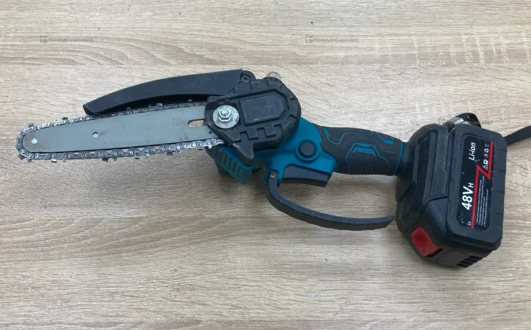 Makita Сучкорез