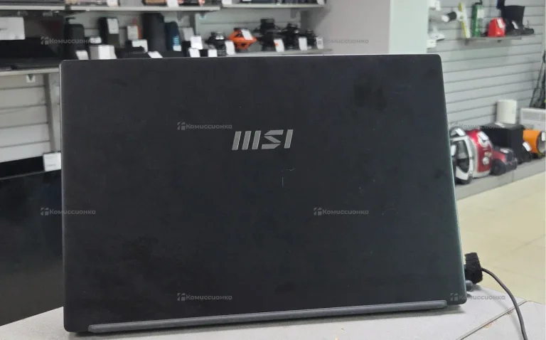 Ноутбук  MSI Bravo 15 B5M-002RU