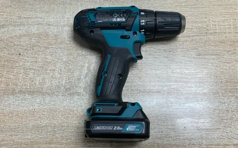 Шуруповерт Makita DF333D