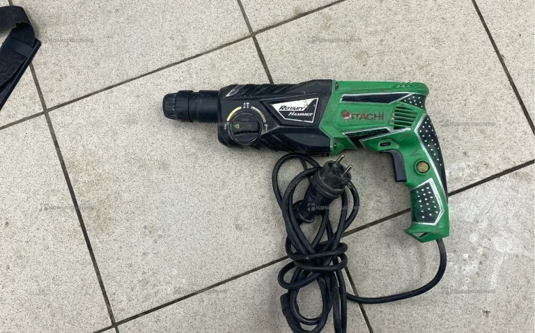 Перфоратор Hitachi DH24PH