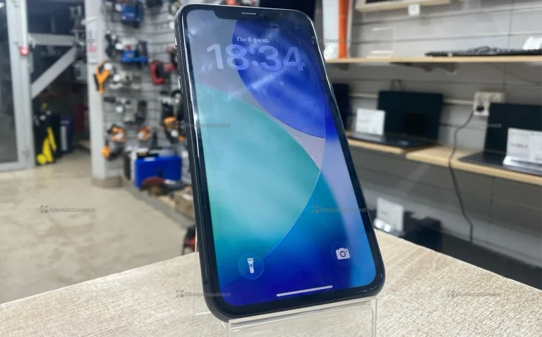 Apple iPhone 11 4/128 ГБ