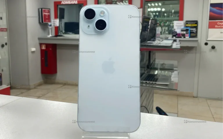Apple iPhone 15 6/128 ГБ