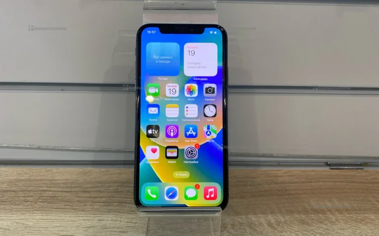 Apple iPhone X 3/256 ГБ