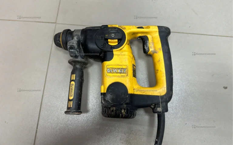 Перфоратор Dewalt D25313K