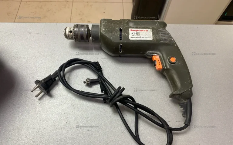 Дрель Энергомаш ДУ-20700Н