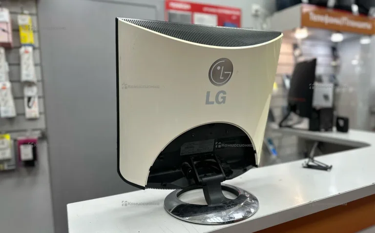 Монитор  LG Flatron L1940P