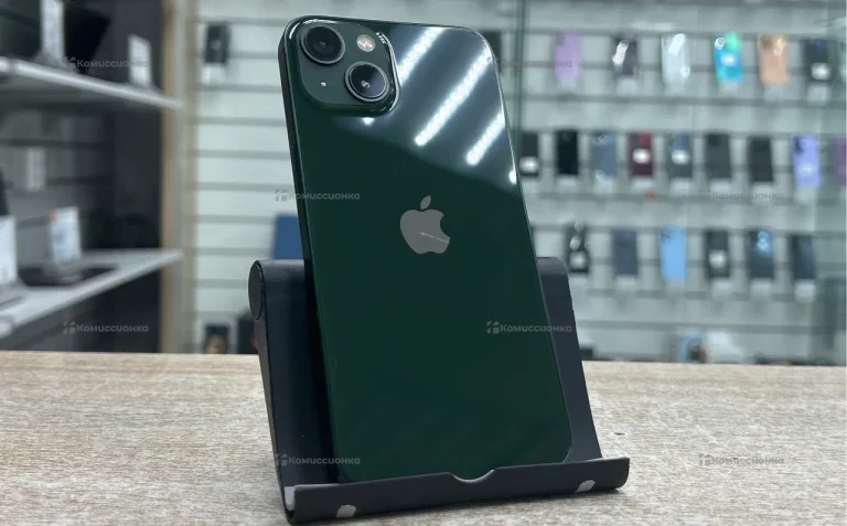 Apple iPhone 13 4/128 ГБ