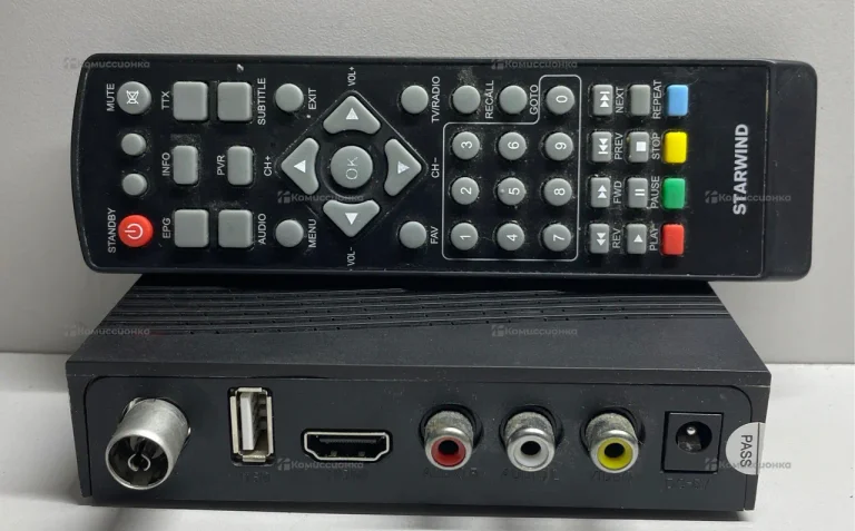 Цифровая ТВ приставка  Starwind CT-200