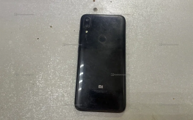 Xiaomi Mi Play 6/128 ГБ