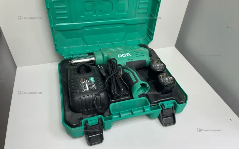 Заклепочник DCA ADPM40