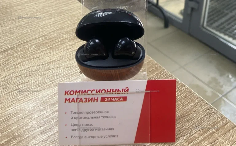 Наушники  дерево