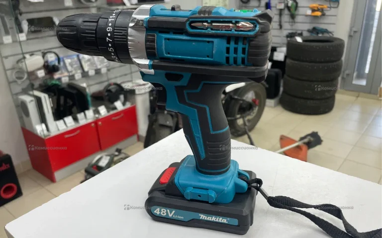 Шуруповерт Makita реплика