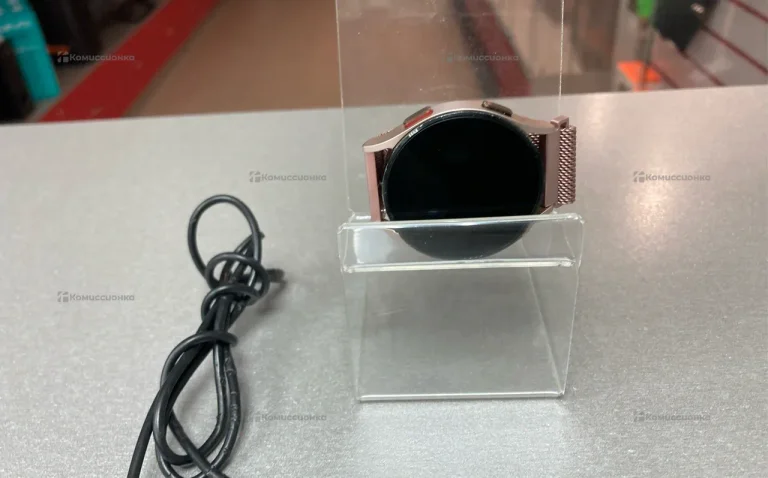 Часы  Samsung Galaxy watch 4